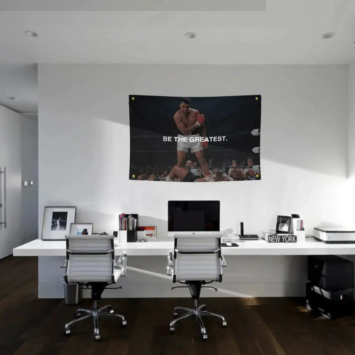 Motivational boxing gym flag featuring a portrait of Muhammad Ali. Perfect for inspiring athletes and creating a champion's training atmosphere.Motivational boxing gym flag featuring a portrait of Muhammad Ali. Perfect for inspiring athletes and creating a champion's training atmosphere.